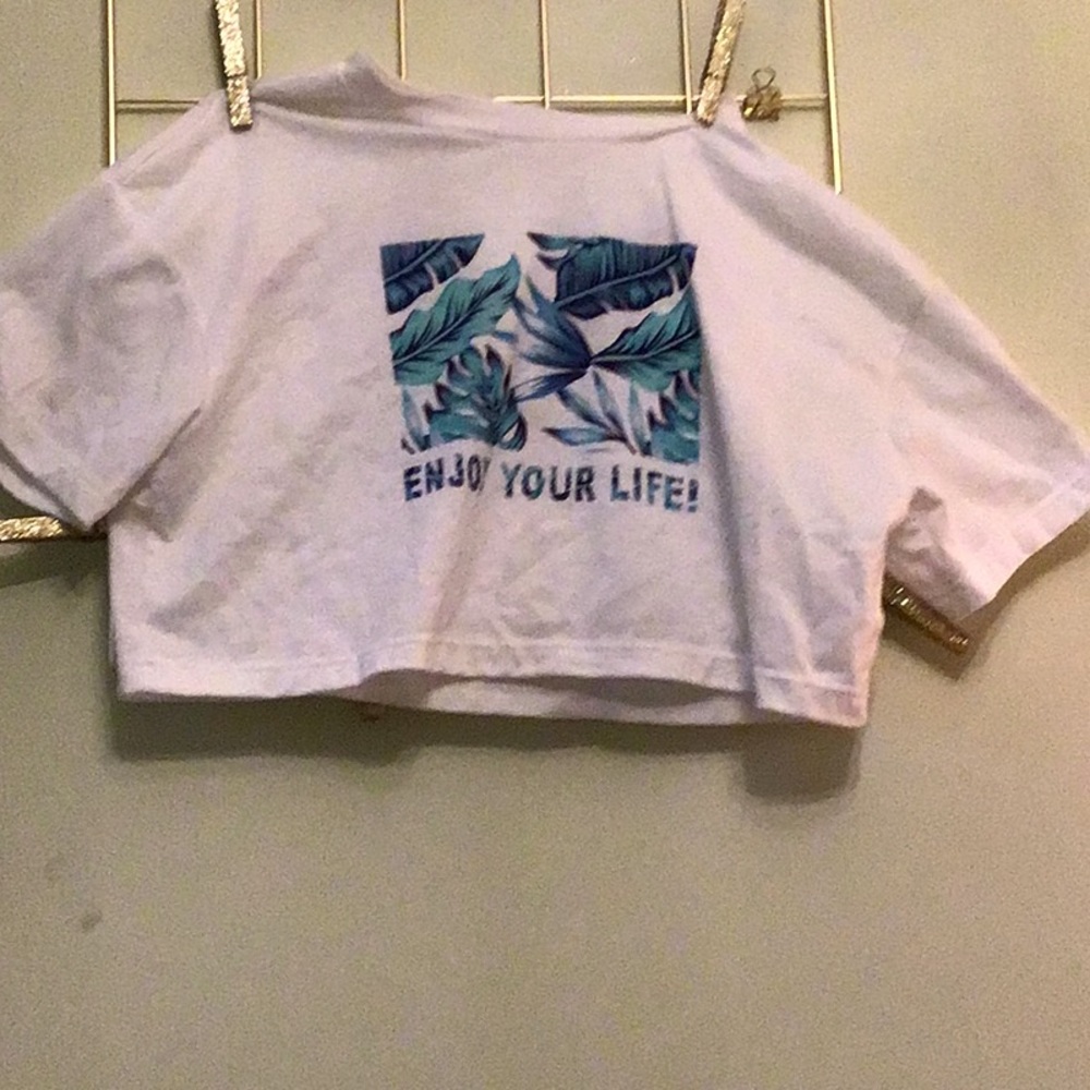 White crop top